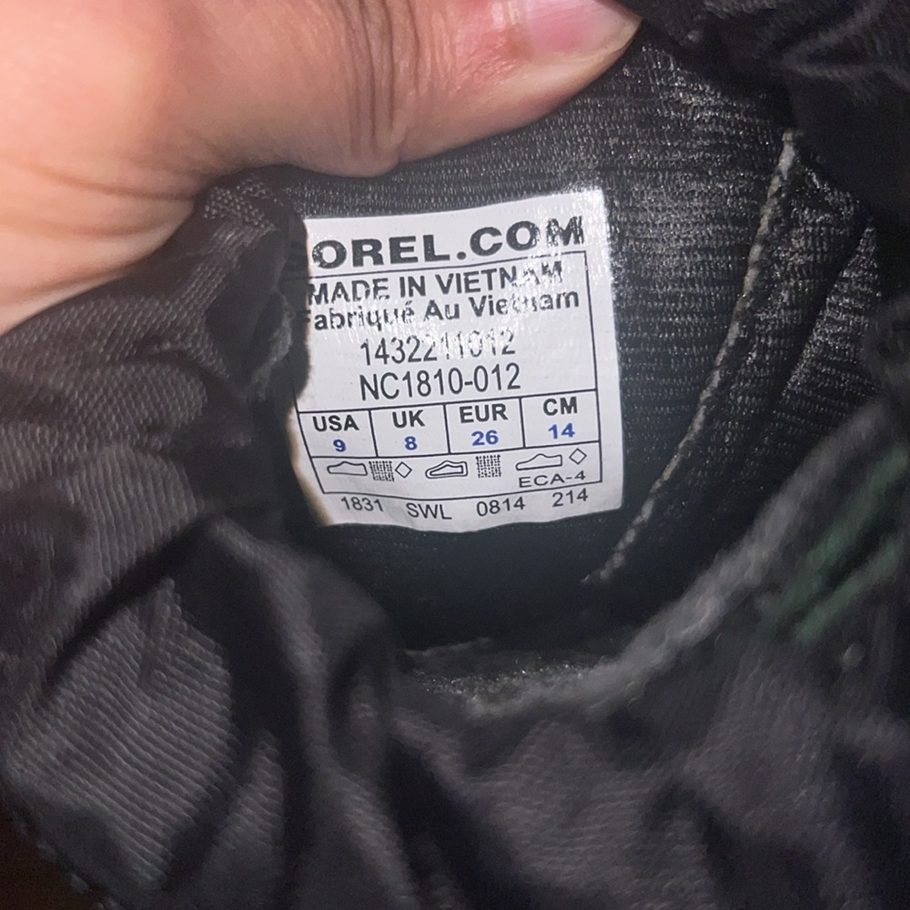 Sorel Flurry Boots - Picture 2 of 8